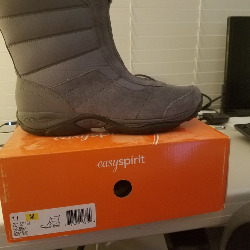 Easy Spirit  Water Resistant Grey Suede  Boot SZ11